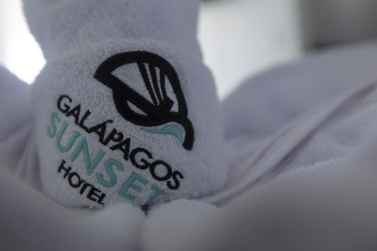 Galapagos Sunset Hotel Puerto Baquerizo Moreno Exterior photo
