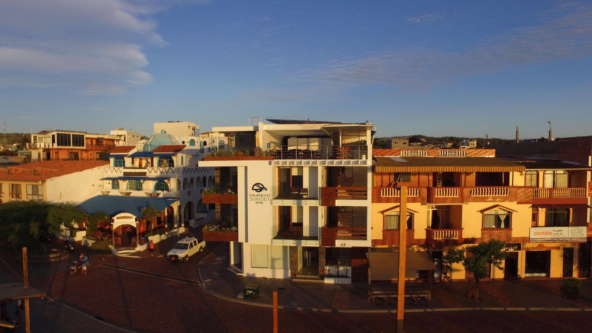 Galapagos Sunset Hotel Puerto Baquerizo Moreno Exterior photo